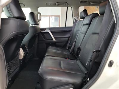 2020 Toyota Land Cruiser Prado - Thumbnail