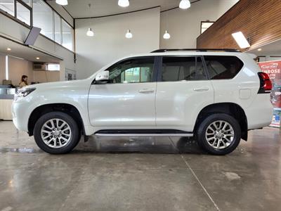 2020 Toyota Land Cruiser Prado - Thumbnail