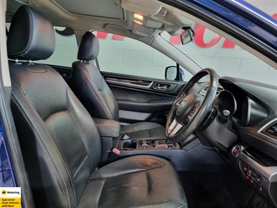 2015 Subaru Outback - Thumbnail