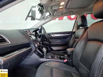 2015 Subaru Outback - Thumbnail