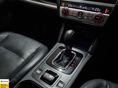 2015 Subaru Outback - Thumbnail