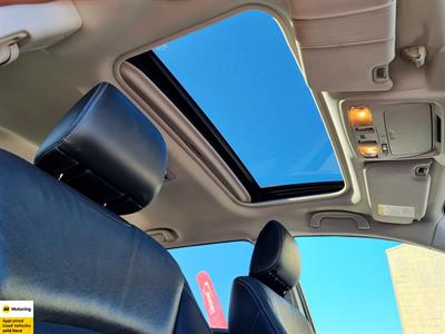 2015 Subaru Outback - Thumbnail