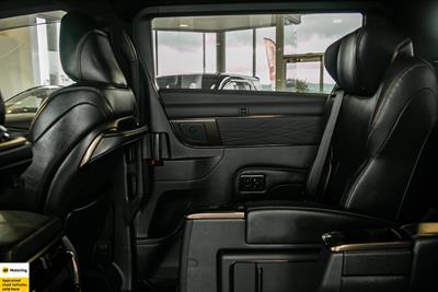 2025 Toyota Alphard - Thumbnail