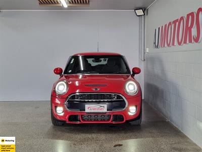 2015 Mini Cooper - Thumbnail