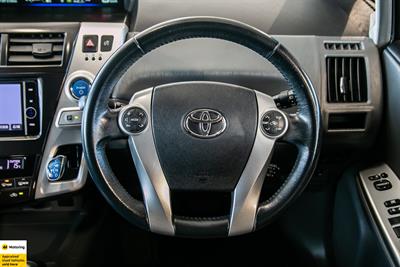 2012 Toyota Prius - Thumbnail