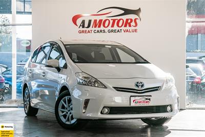 2012 Toyota Prius - Thumbnail