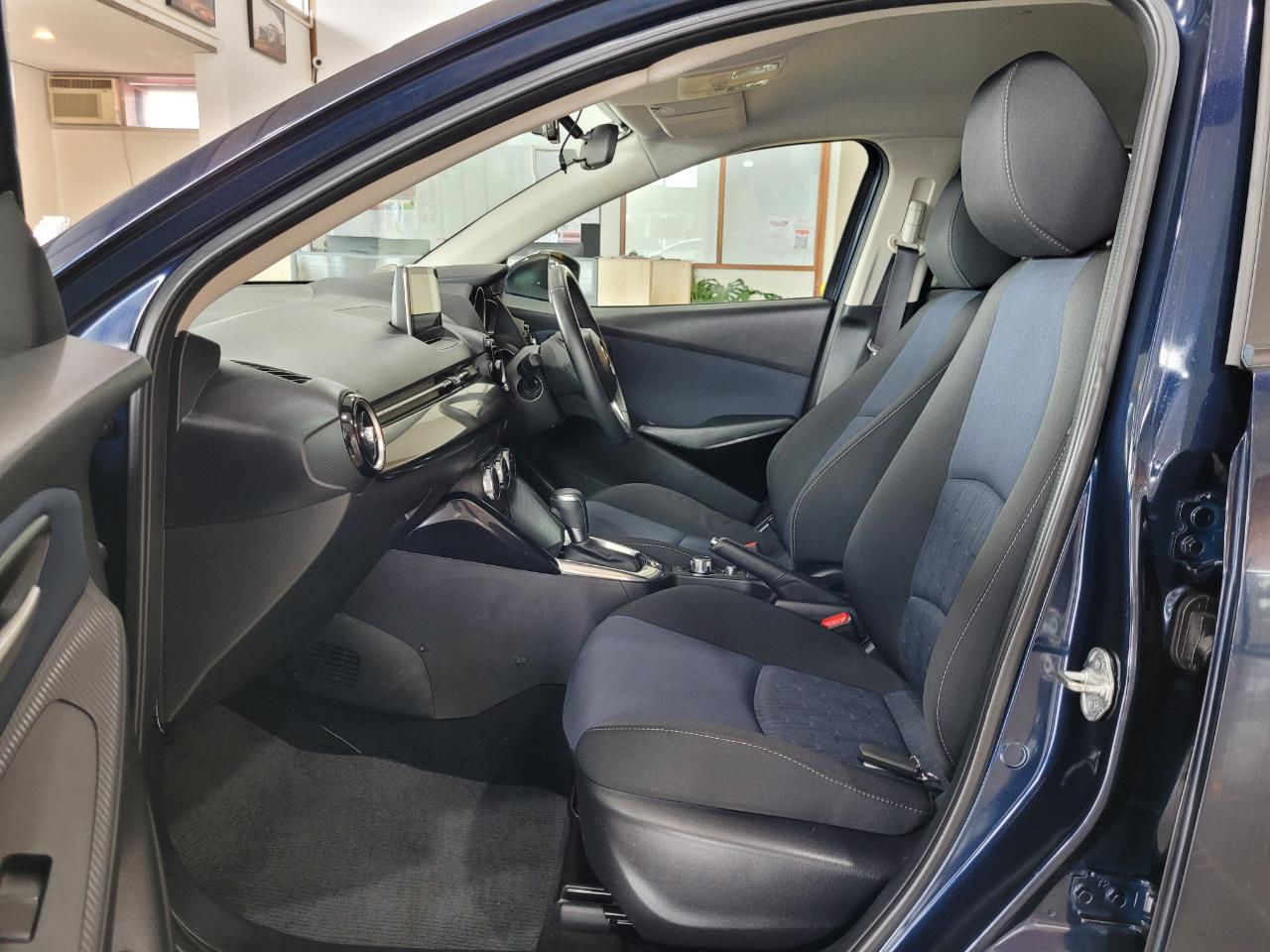 2015 Mazda Demio