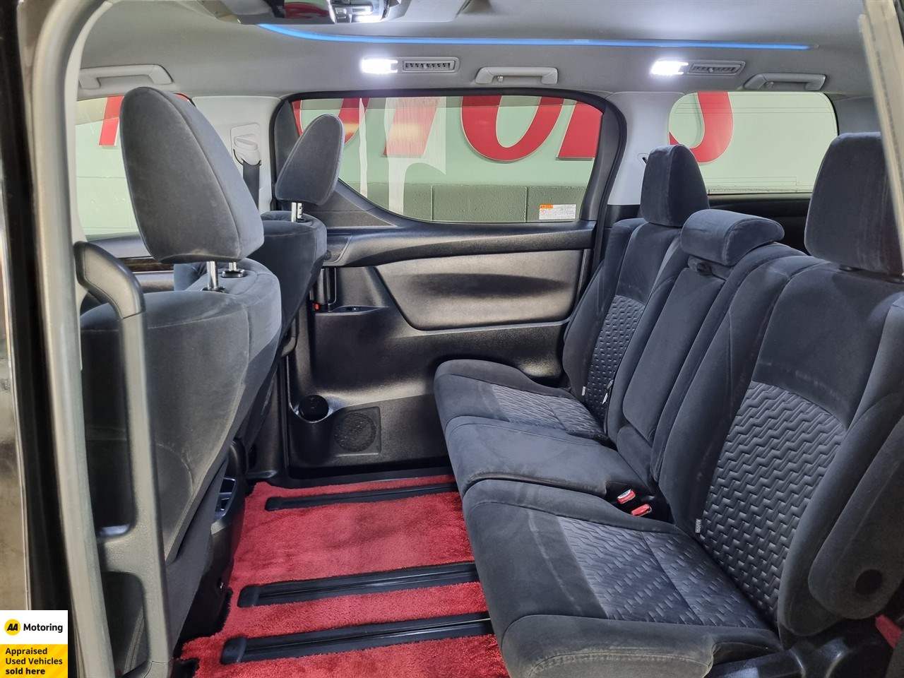 2015 Toyota Vellfire