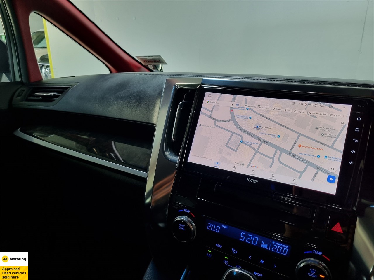 2015 Toyota Vellfire