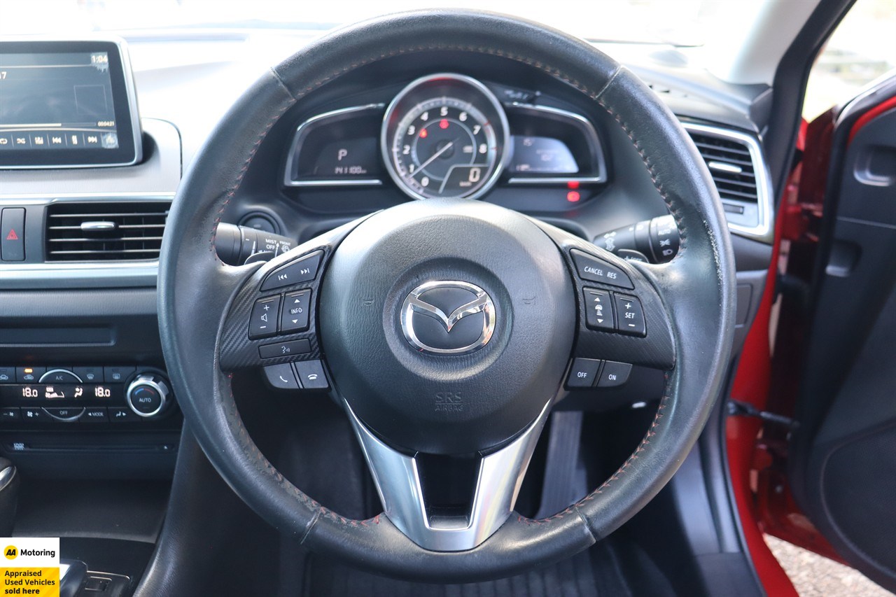 2015 Mazda Axela