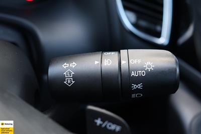 2015 Mazda Axela - Thumbnail