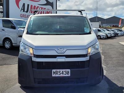 2020 Toyota Hiace - Thumbnail