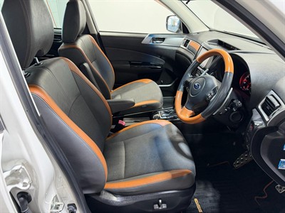 2016 Subaru Exiga - Thumbnail